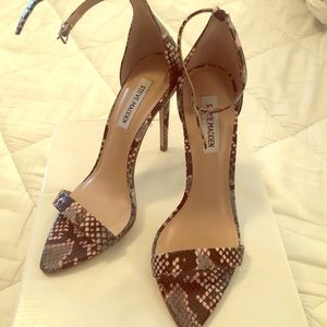 Steve Madden heels